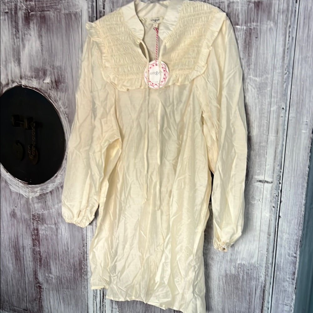 Umgee Cream Dress with Ruffled Collar New with tags